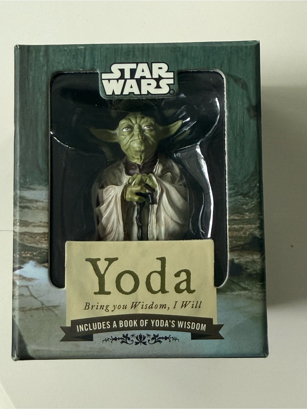 Star Wars Yoda “Bring You Wisdom, I Will” Collectable Box Set with Book